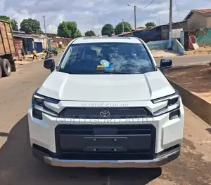 Nouveau Toyota RAV4 2026 Blanc