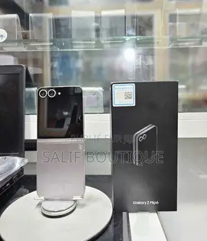 Nouveau Samsung Galaxy Z Flip6 256 GB Noir