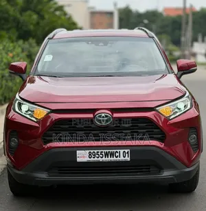 Toyota RAV4 2021 Rouge