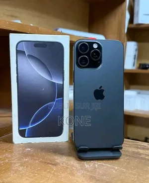 Nouveau Apple iPhone 16 Pro Max 256 GB Bleu