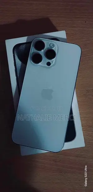 Nouveau Apple iPhone 15 Pro Max 256 GB Argenté