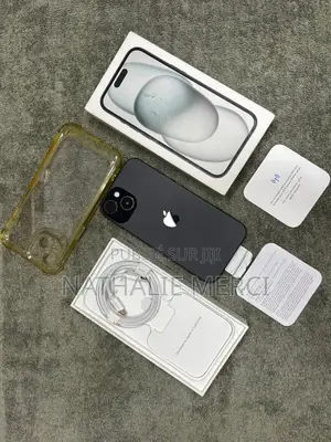 Nouveau Apple iPhone 15 256 GB Noir
