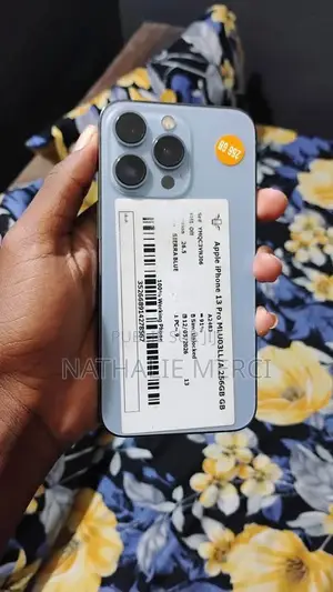Nouveau Apple iPhone 13 Pro 256 GB Bleu