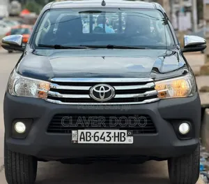 Toyota Hilux 2021 Noir