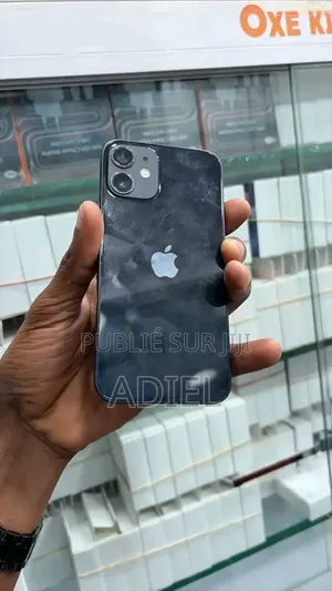 Apple iPhone 12 128 GB Noir