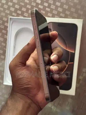 Nouveau Apple iPhone 16 Pro Max 512 GB Gris