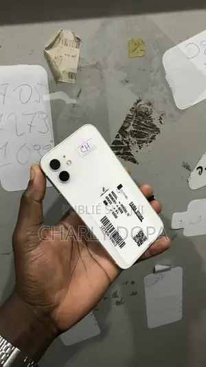 Apple iPhone 12 64 GB Blanc