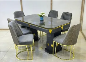 Table À Manger