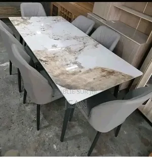 Table À Manger