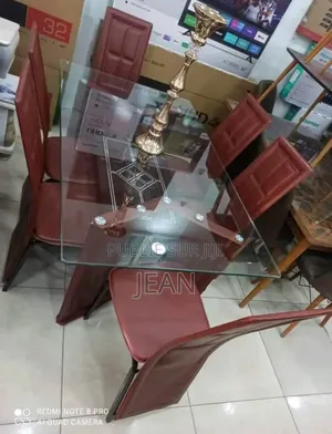 Table À Manger