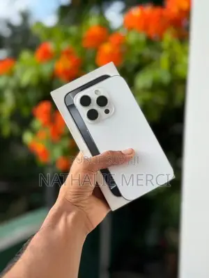 Nouveau Apple iPhone 16 Pro 256 GB Blanc
