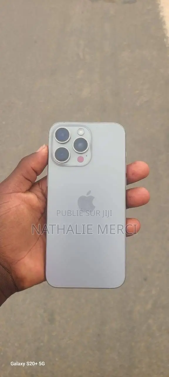 Nouveau Apple iPhone 15 Pro 256 GB Gris