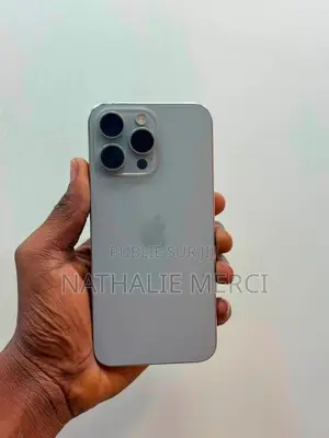 Nouveau Apple iPhone 15 Pro Max 256 GB Gris
