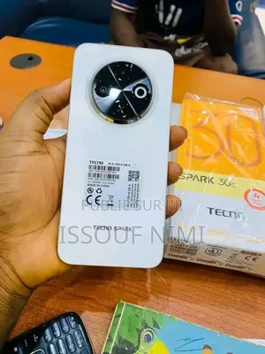 Nouveau Tecno Spark 30C 128 GB Autre