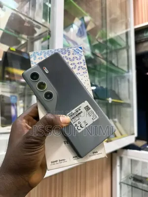 Nouveau Tecno Camon 40 Pro 4G 256 GB Autre