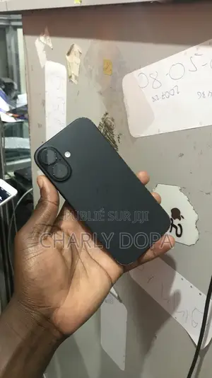 Apple iPhone 16 128 GB Noir