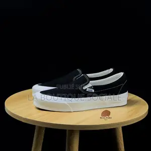 Vans De Qualite