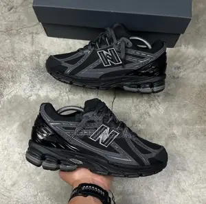 Baskets New Balance 1906R