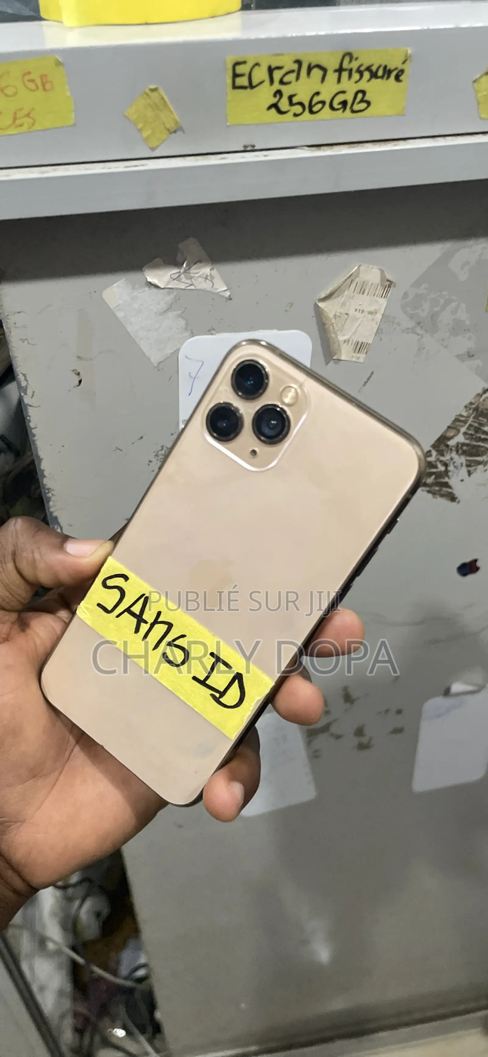Apple iPhone 11 Pro 64 GB Doré