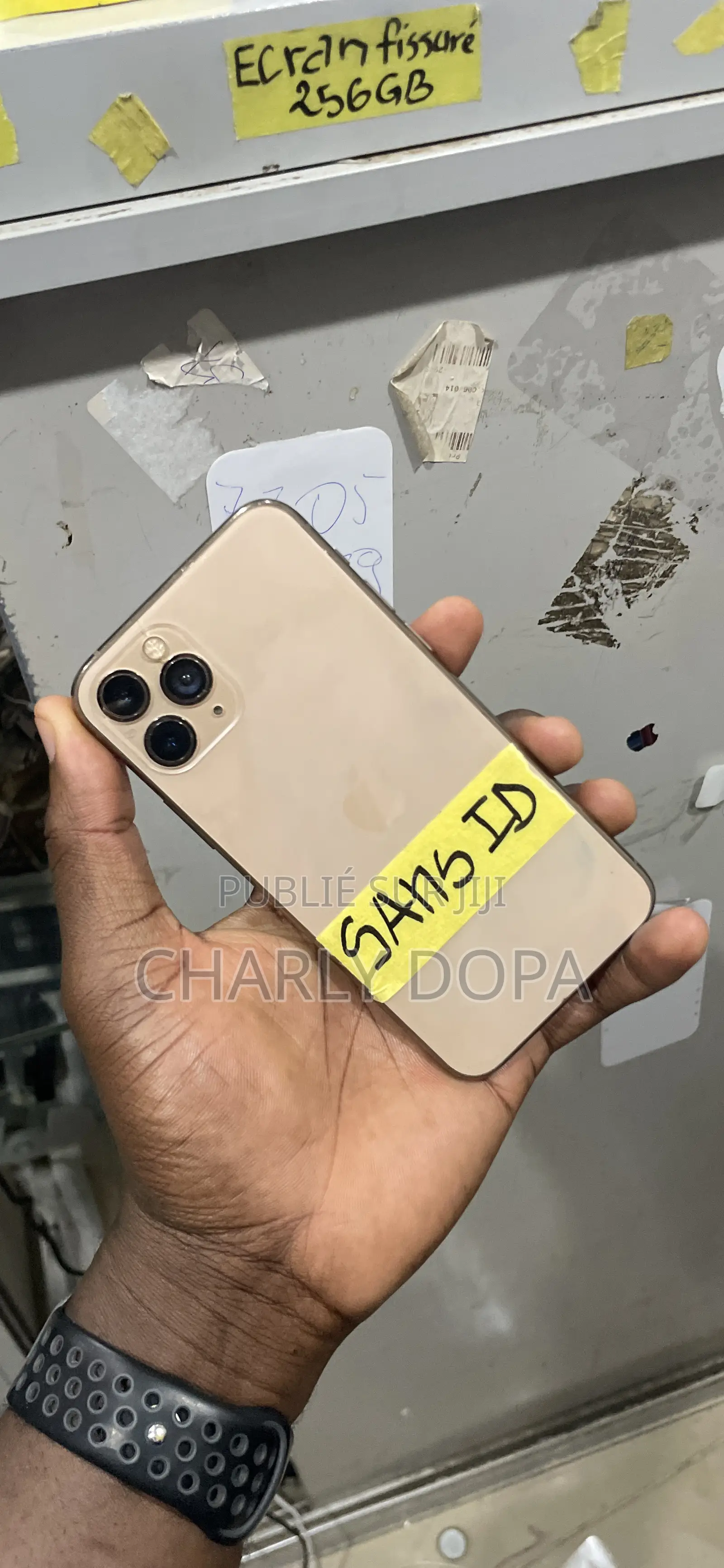 Apple iPhone 11 Pro 64 GB Doré
