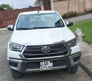 Toyota Hilux 2023 Blanc