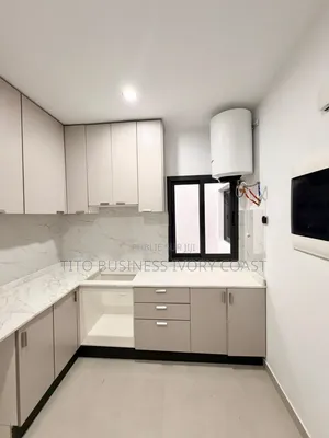 2chbre Appartement dans Tito Business Ivory, Cocody à Louer