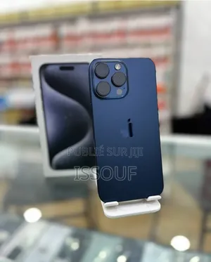 Nouveau Apple iPhone 15 Pro Max 512 GB Autre