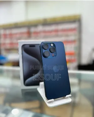 Nouveau Apple iPhone 15 Pro Max 512 GB Autre