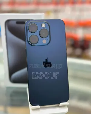 Nouveau Apple iPhone 15 Pro Max 512 GB Autre