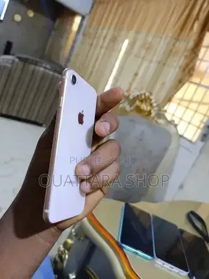 Nouveau Apple iPhone 8 128 GB Autre
