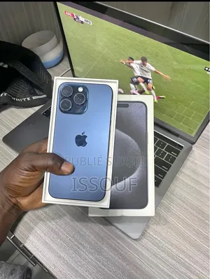 Nouveau Apple iPhone 15 Pro Max 512 GB Autre