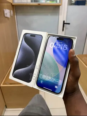 Nouveau Apple iPhone 15 Pro Max 512 GB Autre