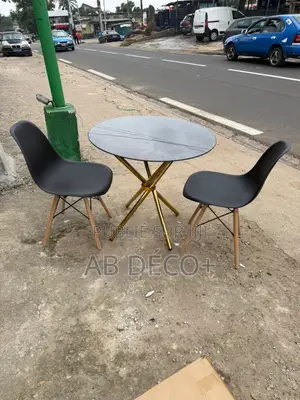 Table À Manger