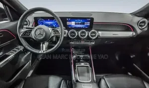 Mercedes-Benz C300 2023 Noir