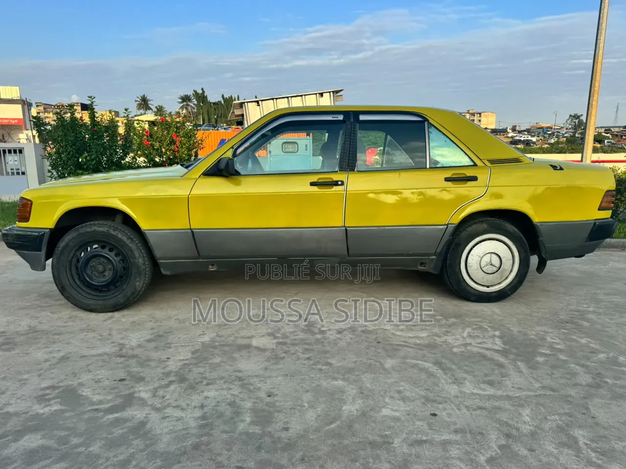 Mercedes-Benz 190 2004 Jaune