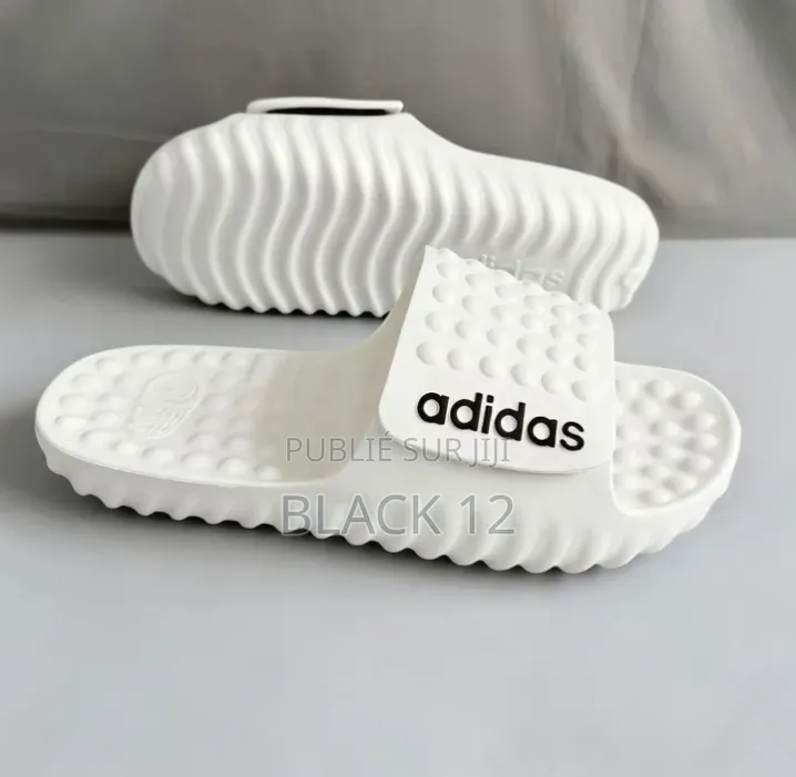 Claquette Adidass