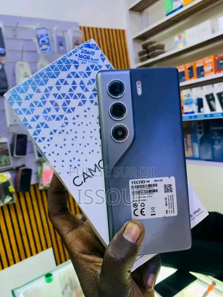 Nouveau Tecno Camon 40 Pro 4G 256 GB Autre