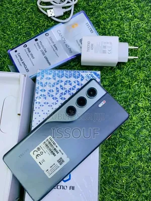Nouveau Tecno Camon 40 Pro 4G 256 GB Autre
