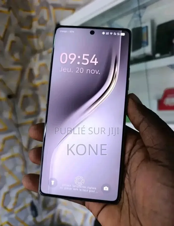 Nouveau Tecno Camon 40 256 GB Bleu