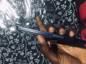 Apple iPhone 12 128 GB Noir