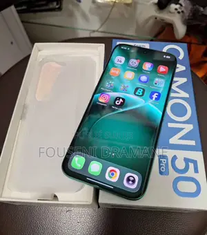 Nouveau Tecno Camon 50 Pro 256 GB Vert
