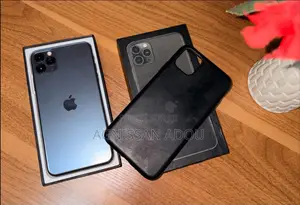 Nouveau Apple iPhone 11 Pro Max 256 GB Noir