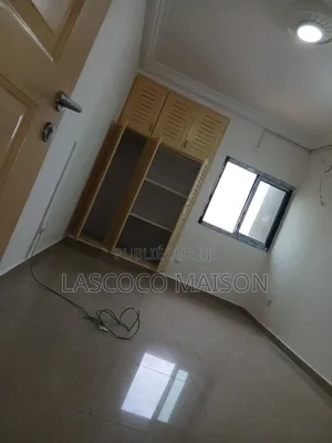 2chbre Appartement dans Lascoco Maison, Cocody à Louer