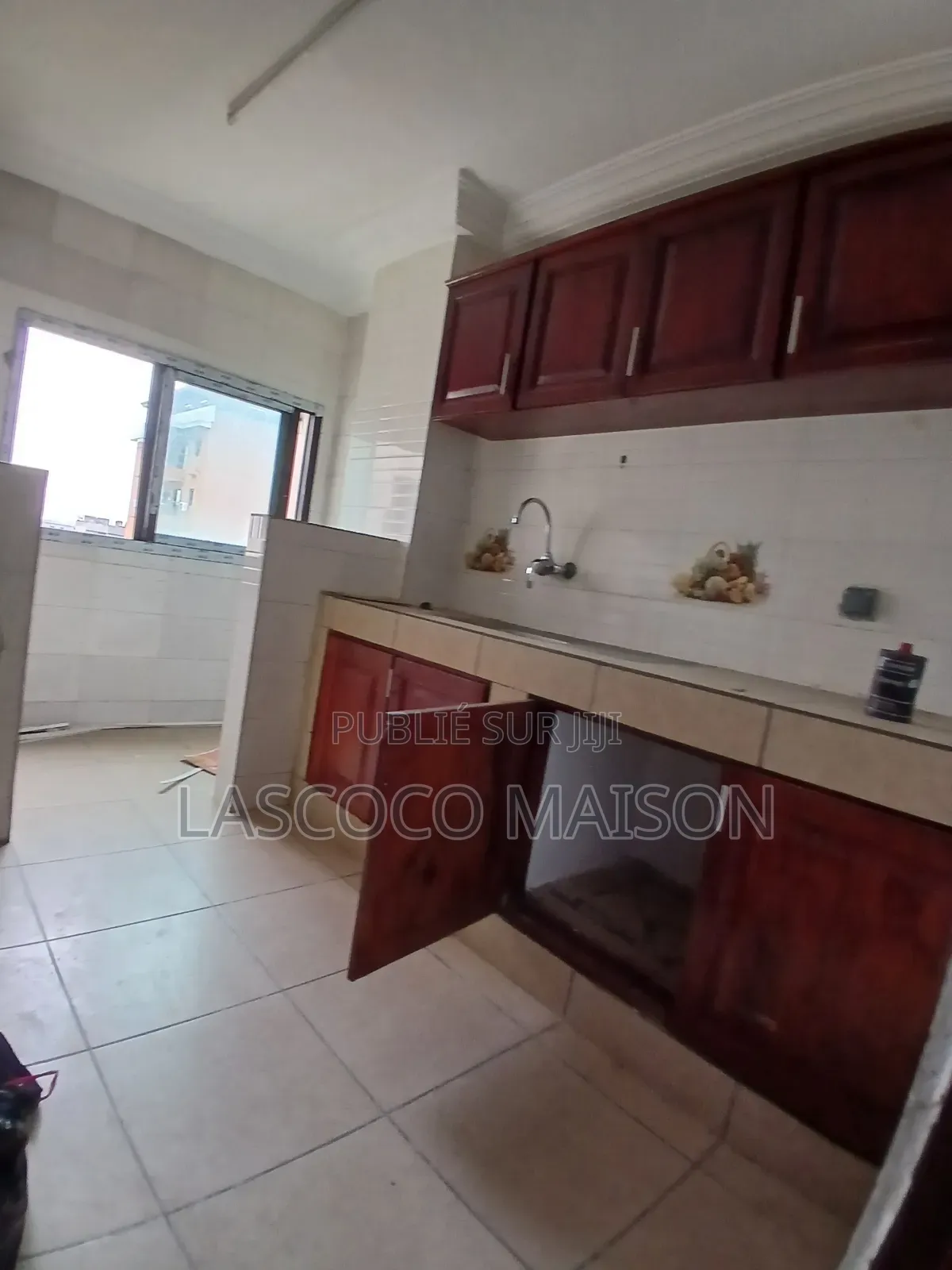 2chbre Appartement dans Lascoco Maison, Cocody à Louer