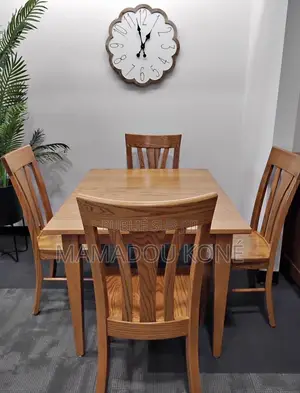 Table À Manger en Bois Massif Confort Et (4) Chaises