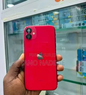 Nouveau Apple iPhone 11 128 GB Rouge
