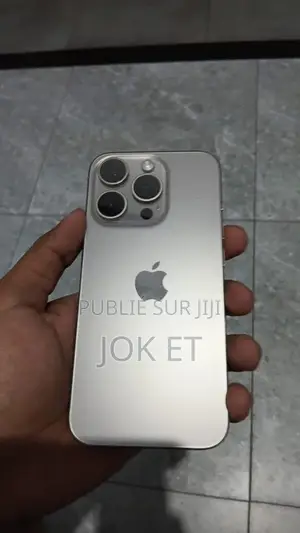 Nouveau Apple iPhone 15 Pro 256 GB Gris