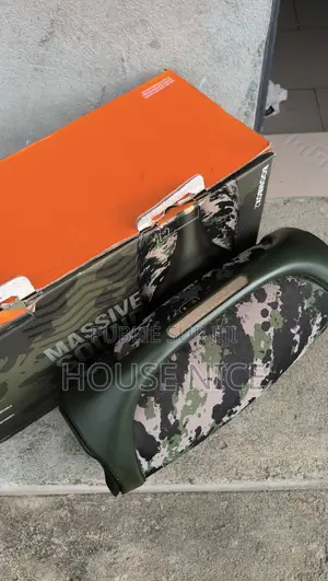 JBL Boombox 2