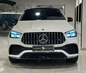 Mercedes-Benz GLE-Class 2025 Blanc cassé