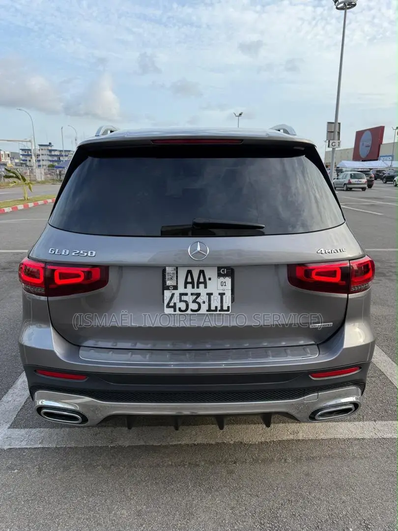 Mercedes-Benz GLB-Class 2021 Gris